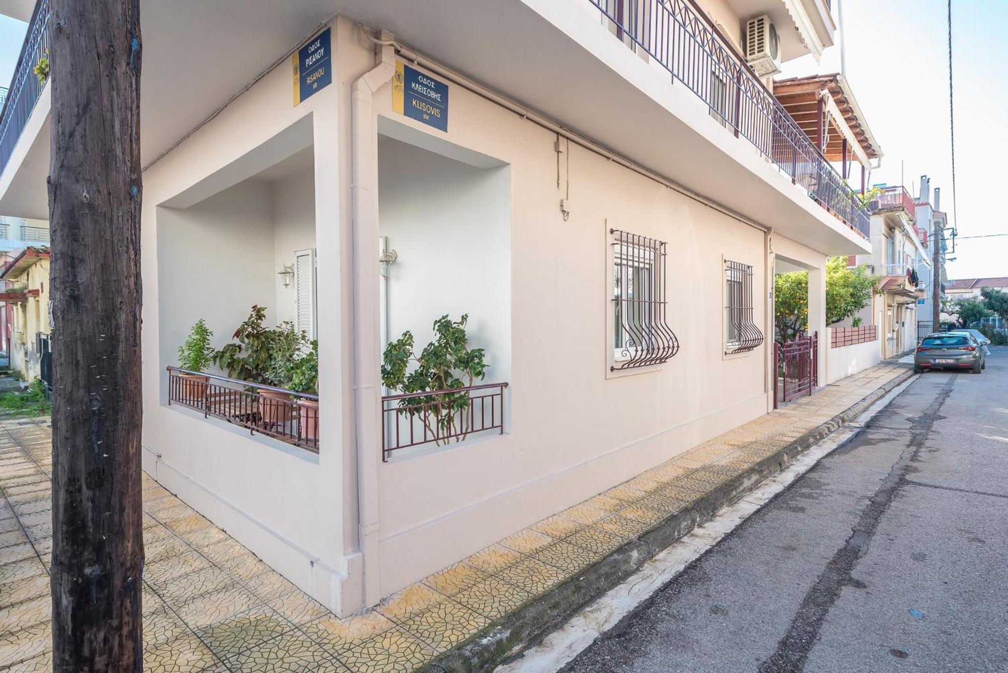 Villa In The Center Of Messolonghi Mesolóngion Exterior foto